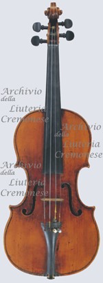 1670ViolinoMosca1 a.jpg