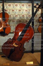 1932VioloncelloBergonzi a.jpg