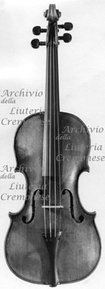 1702Violino a.jpg