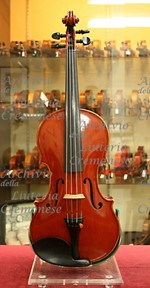 1990Violino a.jpg