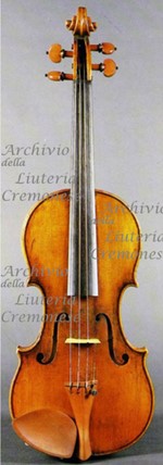 1669ViolinoClisbee a.jpg 1669ViolinoClisbee a.jpg